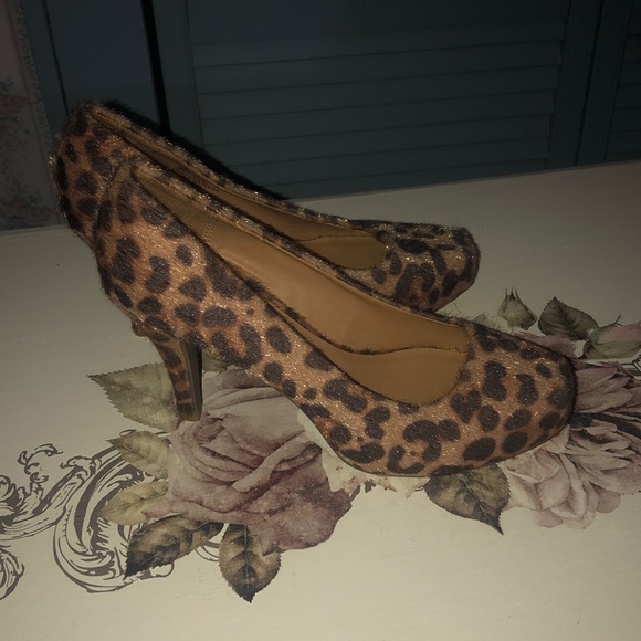 Leopard print heels - Picture 2 of 4